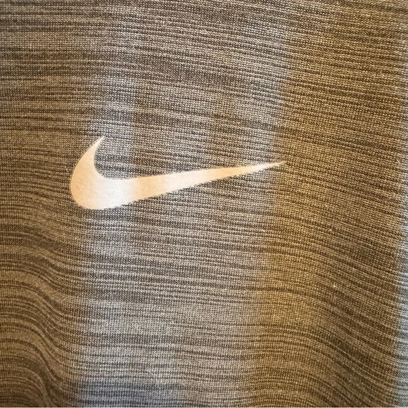 Nike Men’s Quarter Zip Dri Fit Pullover Sz S - Picture 2 of 11